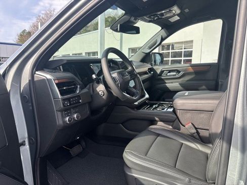 New 2026 GMC Yukon XL Denali image 14