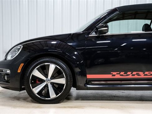 Used 2013 Volkswagen Beetle 2.0T FWD image 3