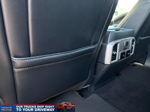 Used 2022 Ford F250 Lariat w/ Black Appearance Package AWD/4WD image 23