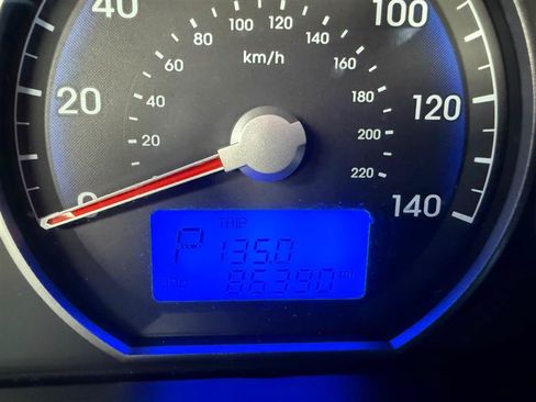 Used 2012 Hyundai Santa Fe Limited AWD/4WD image 48
