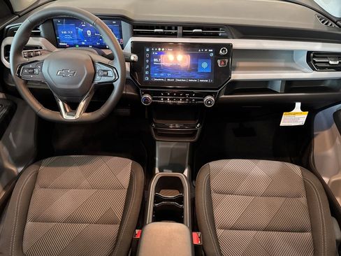 New 2027 Chevrolet Bolt LT w/ Comfort Package image 12