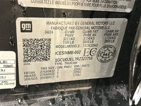 Used 2024 Chevrolet Silverado 1500 High Country w/ High Country Premium Package image 31