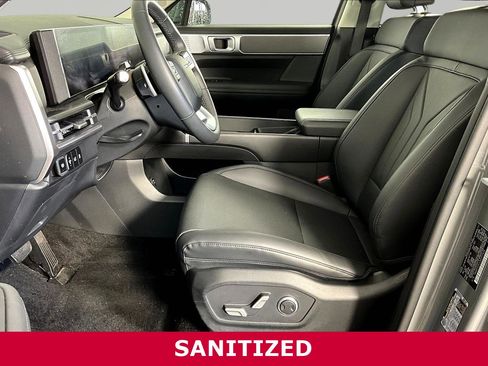 Used 2025 Hyundai Santa Fe SEL AWD/4WD image 18