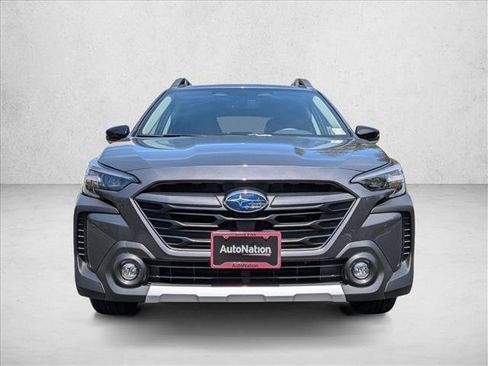 Used 2025 Subaru Outback Limited XT AWD/4WD image 2