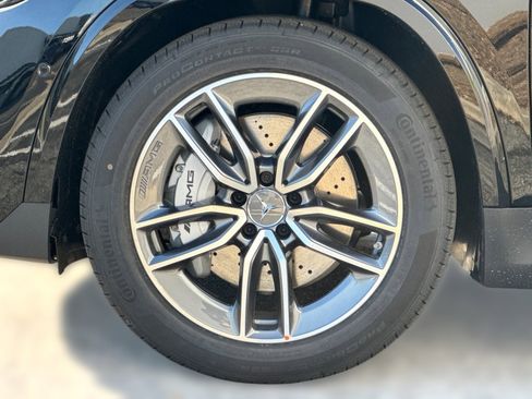 New 2026 Mercedes-Benz GLA 35 AMG 4MATIC image 12