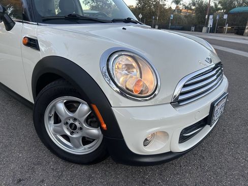 Used 2011 MINI Cooper Hardtop image 13