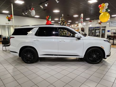 New 2025 Hyundai Palisade Calligraphy image 3