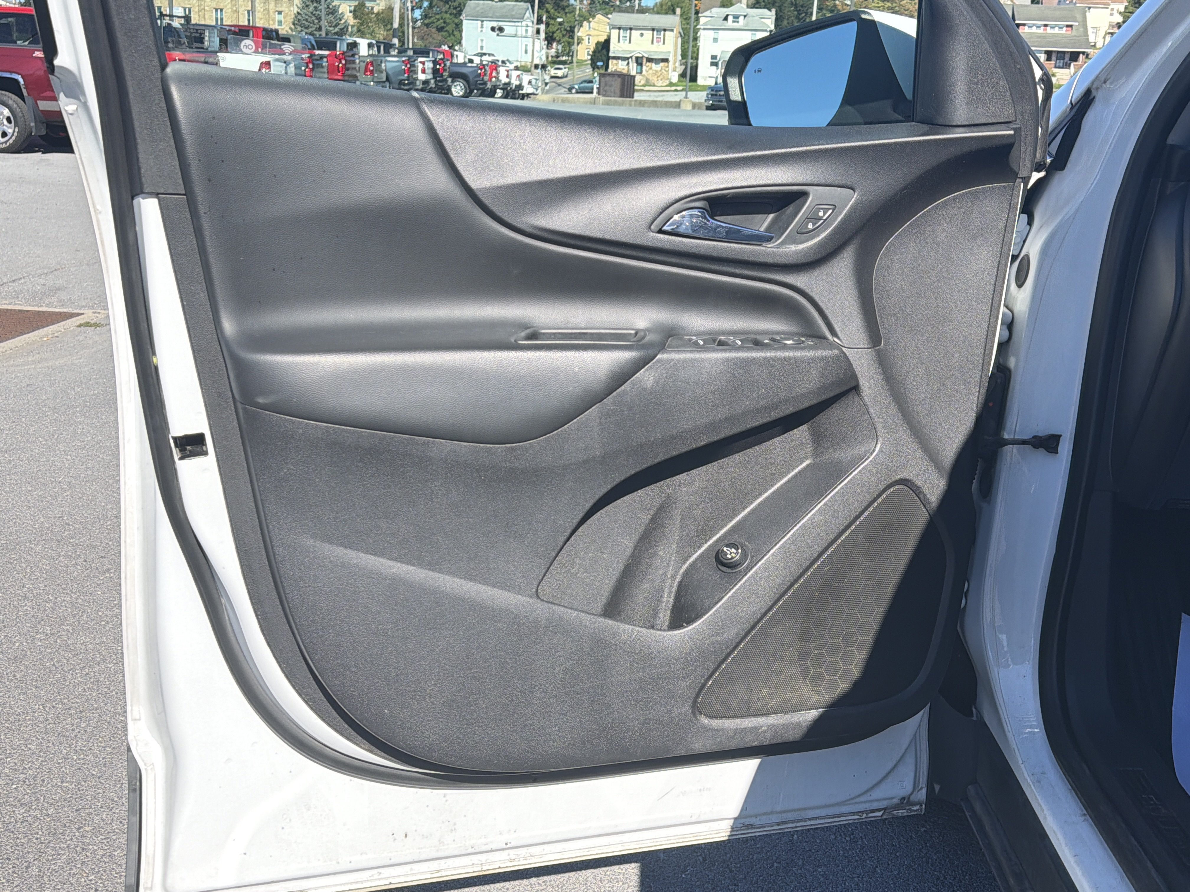 Used 2020 Chevrolet Equinox LT AWD/4WD image 18