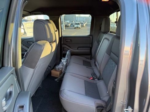 New 2026 Nissan Frontier SV image 9