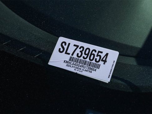 Certified 2024 Hyundai Elantra SEL w/ Convenience Package image 27