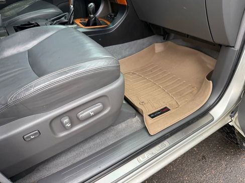 Used 2005 Lexus GX 470 image 30