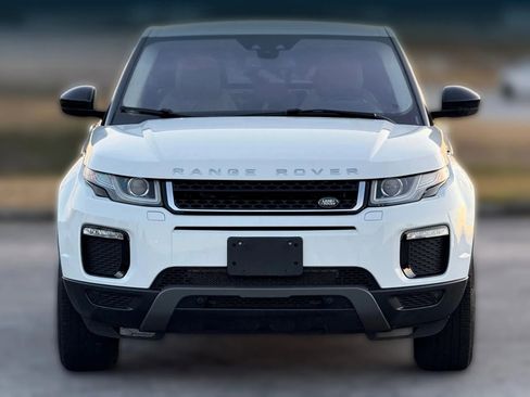 Used 2016 Land Rover Range Rover Evoque SE image 5