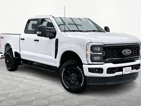 Used 2023 Ford F350 XL w/ STX Appearance Package AWD/4WD image 12