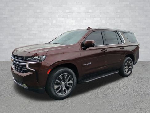 Used 2022 Chevrolet Tahoe LT w/ Luxury Package RWD image 8