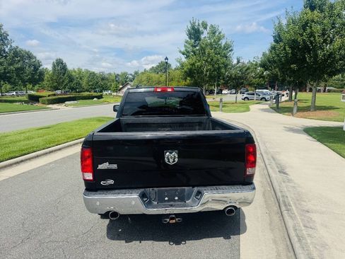 Used 2017 RAM 1500 Big Horn RWD image 8