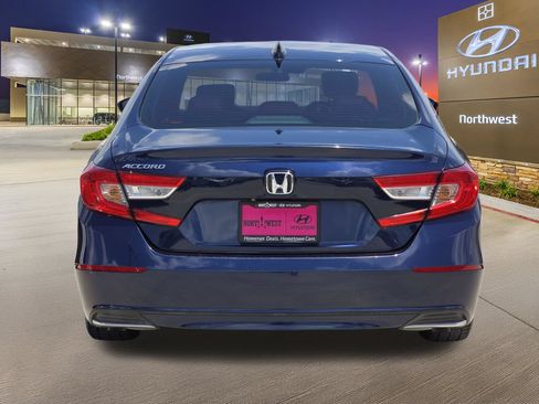 Used 2020 Honda Accord LX image 8