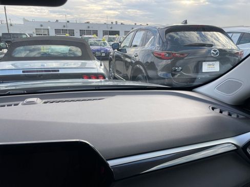 Used 2025 Chevrolet TrailBlazer LT image 35