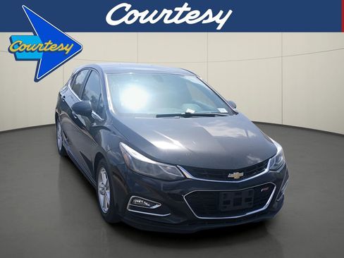 Used 2017 Chevrolet Cruze LT w/ RS Package FWD image 1