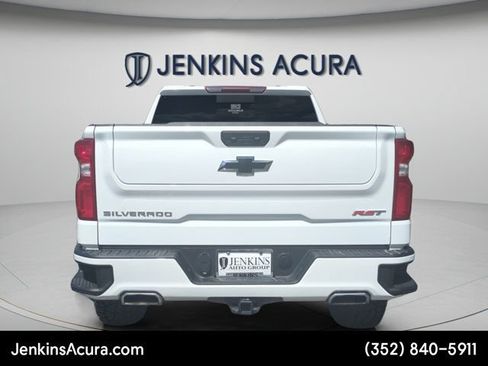 Used 2023 Chevrolet Silverado 1500 RST AWD/4WD image 4