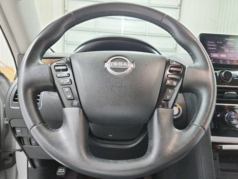 Used 2022 Nissan Armada SL AWD/4WD image 25