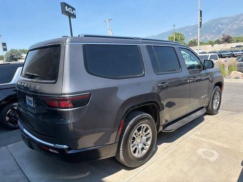 Used 2023 Jeep Wagoneer 4WD w/ HD Trailer Tow Package image 4