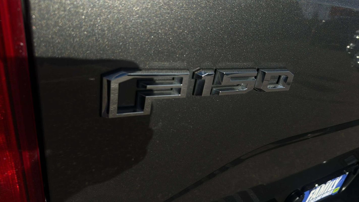 Used 2015 Ford F150 XLT w/ Equipment Group 301A Mid AWD/4WD image 21