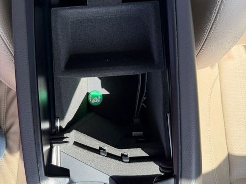 Used 2013 Mercedes-Benz GL 450 4MATIC image 22