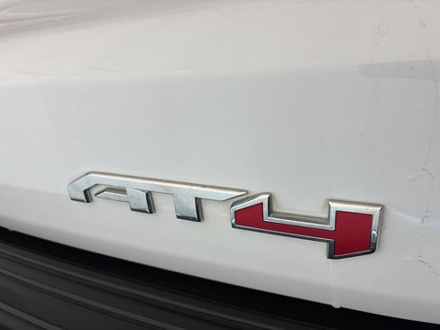 Used 2023 GMC Yukon XL AT4 w/ AT4 Premium Package AWD/4WD image 37