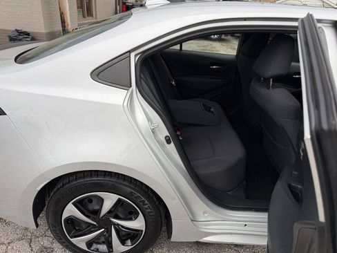 Used 2020 Toyota Corolla LE FWD image 24