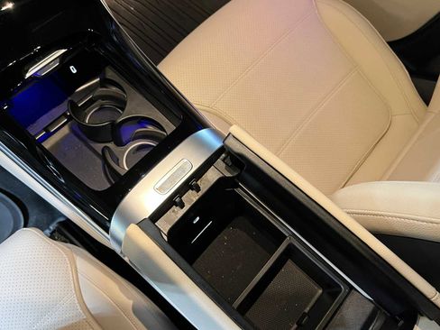 Certified 2026 Mercedes-Benz GLC 300 4MATIC image 35