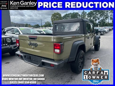Used 2025 Jeep Gladiator Sport AWD/4WD image 10