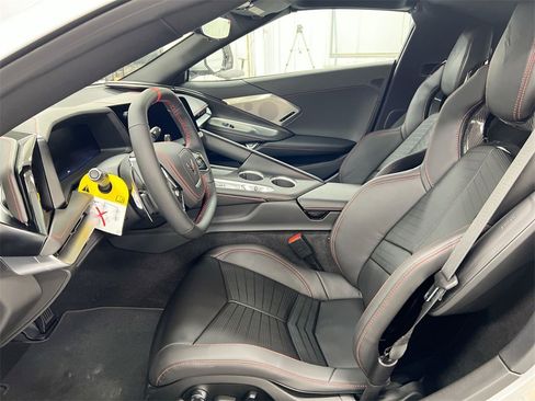 New 2026 Chevrolet Corvette Stingray Preferred Cpe w/ Z51 Performance Package image 19