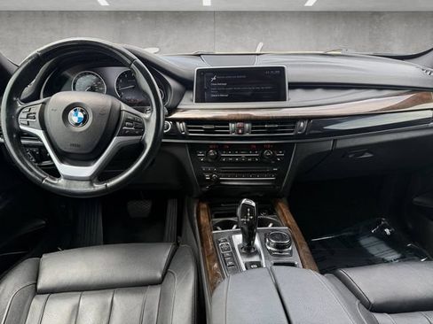 Used 2017 BMW X5 xDrive50i AWD/4WD image 21