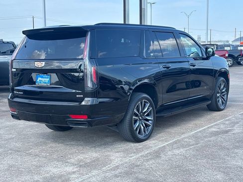 Used 2024 Cadillac Escalade ESV Sport AWD/4WD image 10