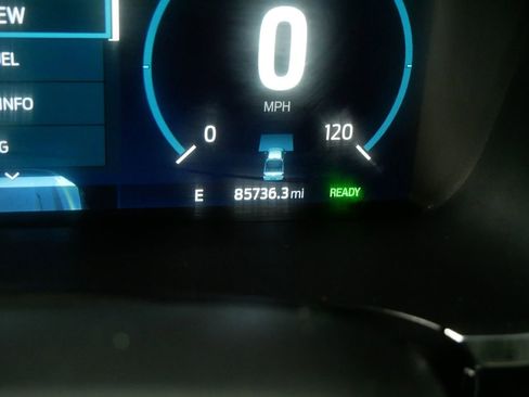 Used 2023 Ford F150 Lariat w/ Equipment Group 502A High AWD/4WD image 39