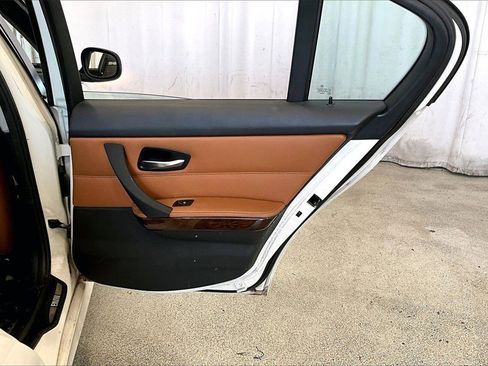 Used 2011 BMW 328i Sedan image 22