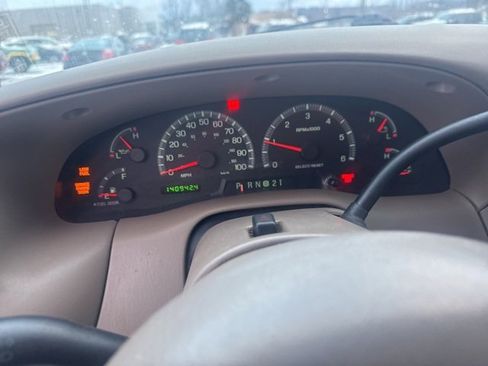 Used 2001 Ford F150 XL image 39