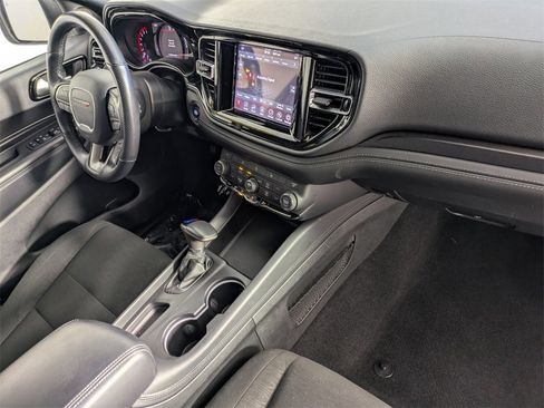 Certified 2024 Dodge Durango SXT image 36
