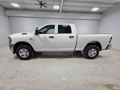 Used 2023 RAM 2500 Tradesman w/ Chrome Appearance Group image 7