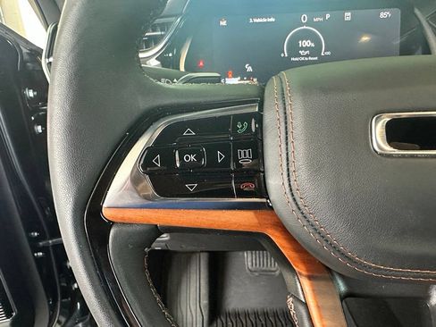Used 2025 Jeep Grand Cherokee Summit AWD/4WD image 22