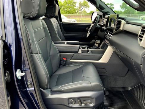 Certified 2026 Toyota Tundra Limited AWD/4WD image 9