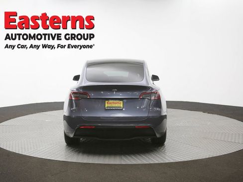 Used 2023 Tesla Model Y Long Range image 31