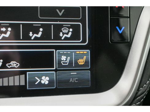 Used 2023 Subaru Outback Touring AWD/4WD image 45