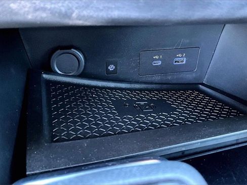 Used 2023 Nissan Pathfinder SL w/ Lighting Package (N92) image 24