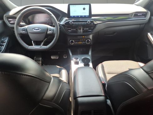 Used 2024 Ford Escape ST-Line AWD/4WD image 9