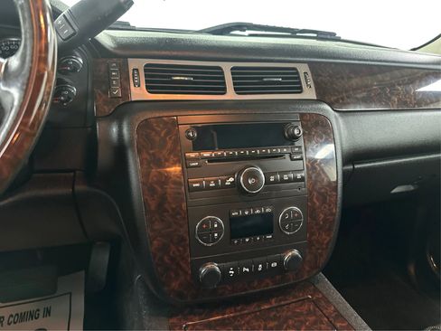 Used 2013 GMC Sierra 2500 Denali w/ Suspension Package, Off-Road image 14