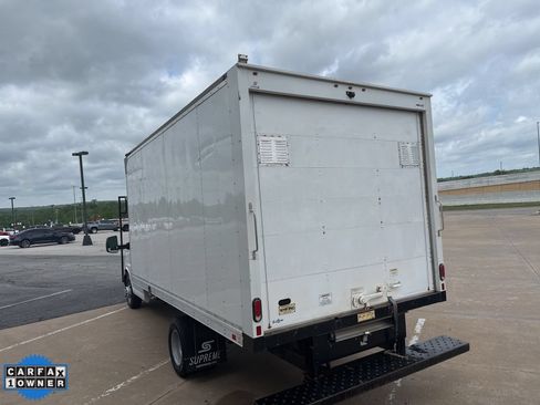 Used 2020 Chevrolet Express 3500 RWD image 5