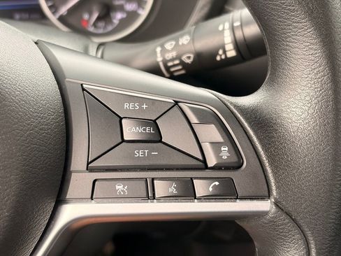 Used 2024 Nissan Sentra SV FWD image 29
