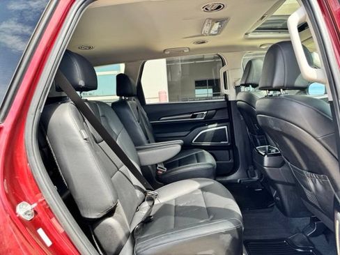 Used 2023 Kia Telluride S w/ S Sunroof Package FWD image 31