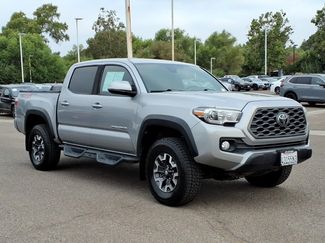 Used 2021 Toyota Tacoma TRD Off-Road w/ Technology Package AWD/4WD video 3